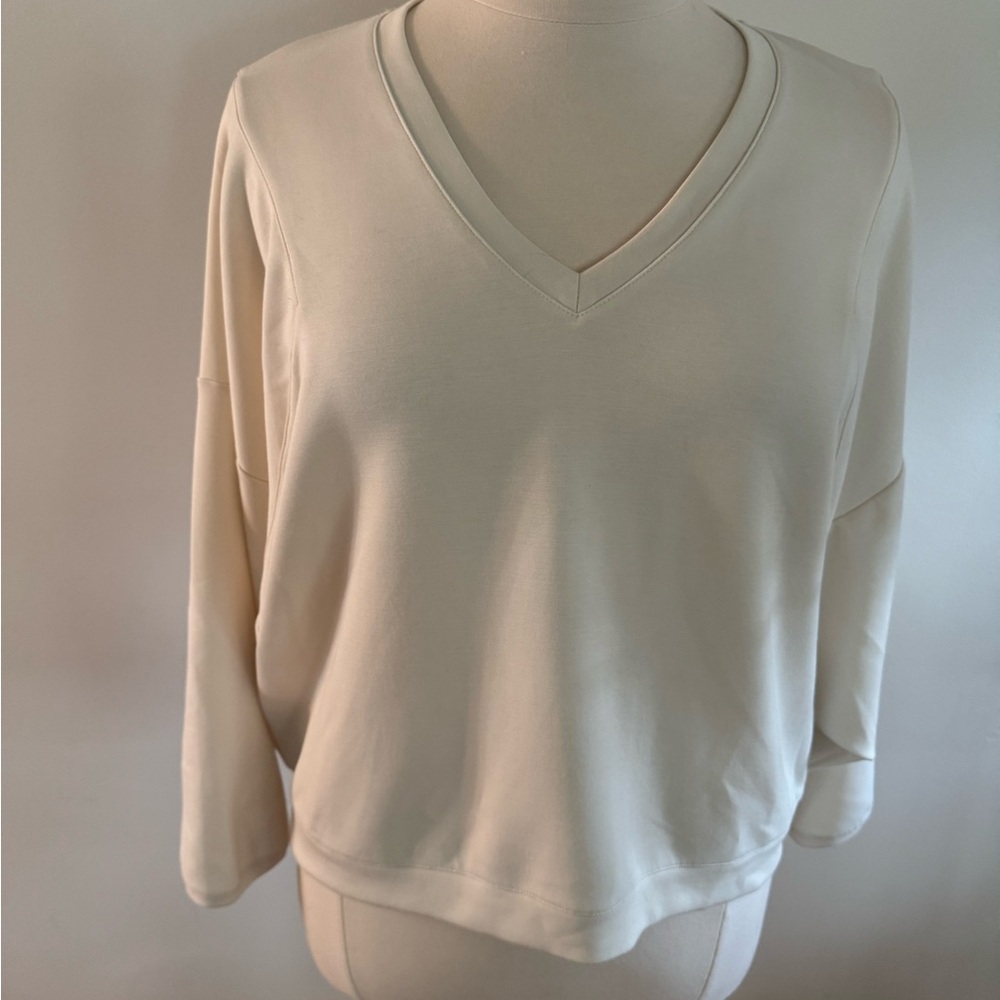 Elegant Cream V-Neck Sweatshirt